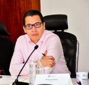 El Comisionado Político Nacional del PT, El Maestro Victoriano Wences Real, el día de hoy participó en representación del Partido del Trabajo Guerrero, en la 4ta. Sesión ordinaria del Consejo General del Observatorio de Participación Política de las Mujeres Guerrerenses. El cual se realizó en el Instituto Electoral y de Participación Ciudadana del Estado de Guerrero (OPLE), todo a favor de los derechos de las mujeres.