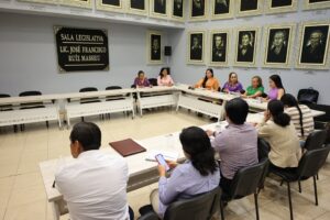 La diputada Leticia Mosso Hernández , del grupo parlamentario del partido del trabajo (PT) como presidenta de la Comisión para la #IgualdadDeGénero del Congreso del Estado, tuve la oportunidad de sostener una reunión fundamental con las consejeras del Instituto Electoral y de Participación Ciudadana (#IEPC).