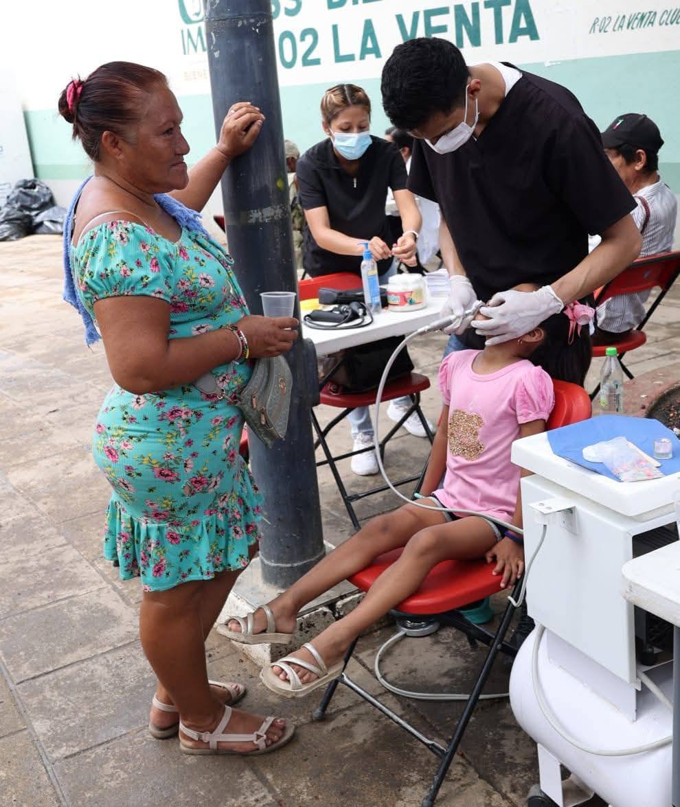  ALIADO DE LA SALUD CON VICTORIANO WENCES REAL.