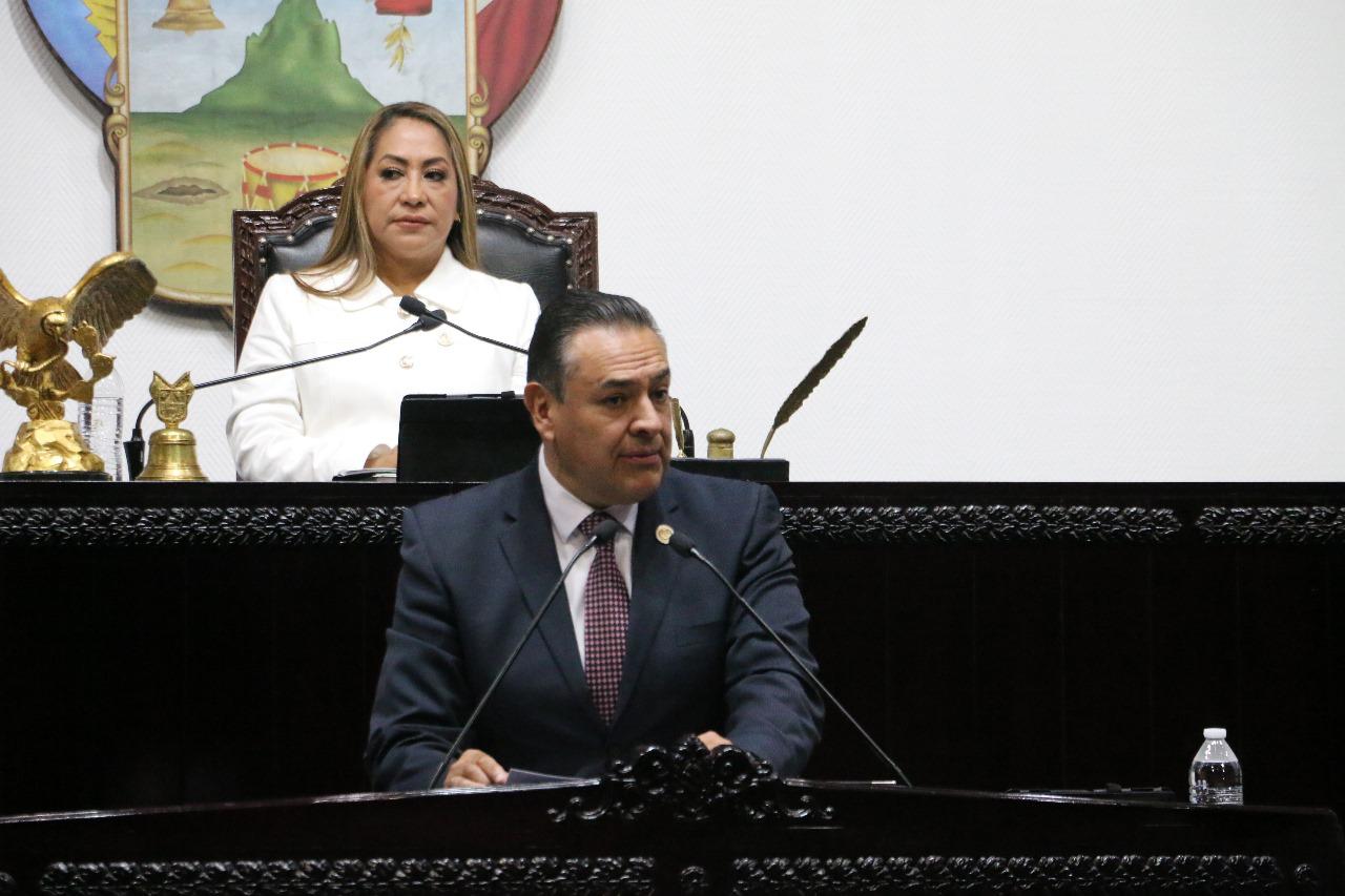 Francisco Téllez presenta iniciativa de salud