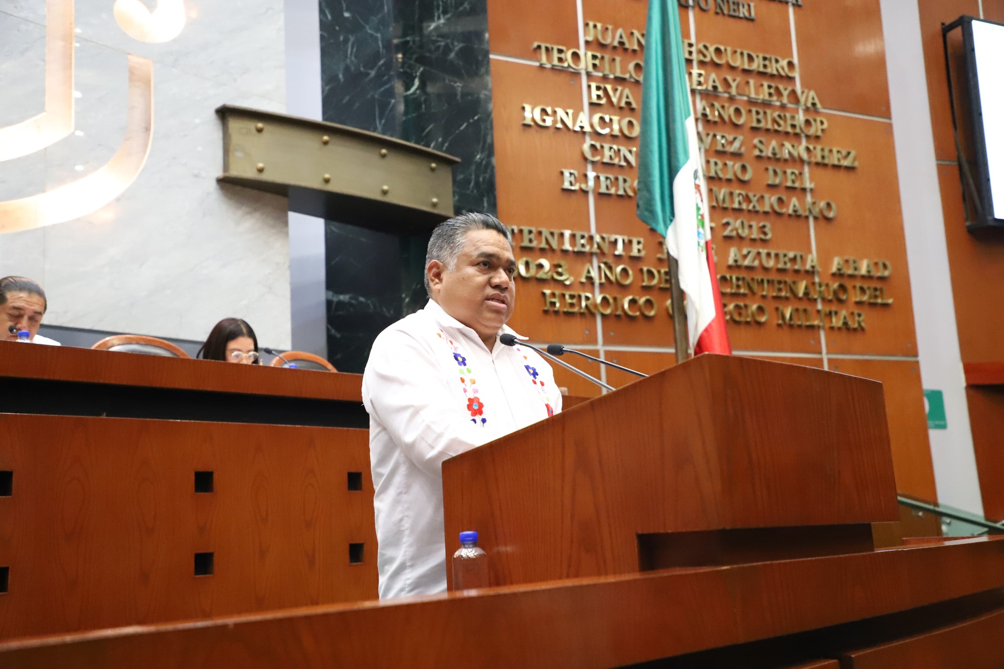 En Guerrero, impulsamos entornos escolares saludables.