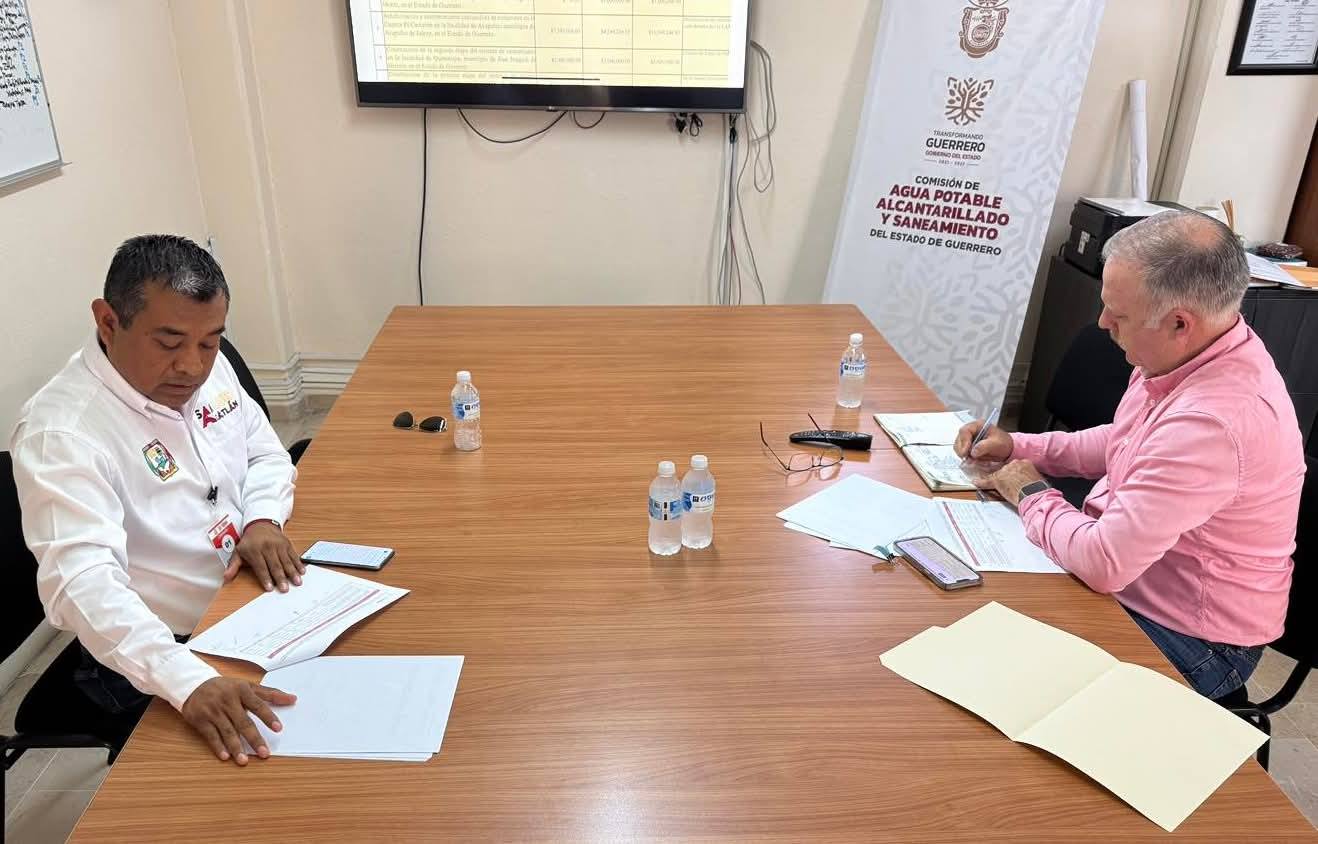 IRMA ALCALDE PETISTA CONVENIO CON CAPASEG PARA MEJORAR EL SERVICIO DE AGUA, DRENAJE Y ALCANTARILLADO EN SAN LUIS ACATLÁN Y SUS COMUNIDADES