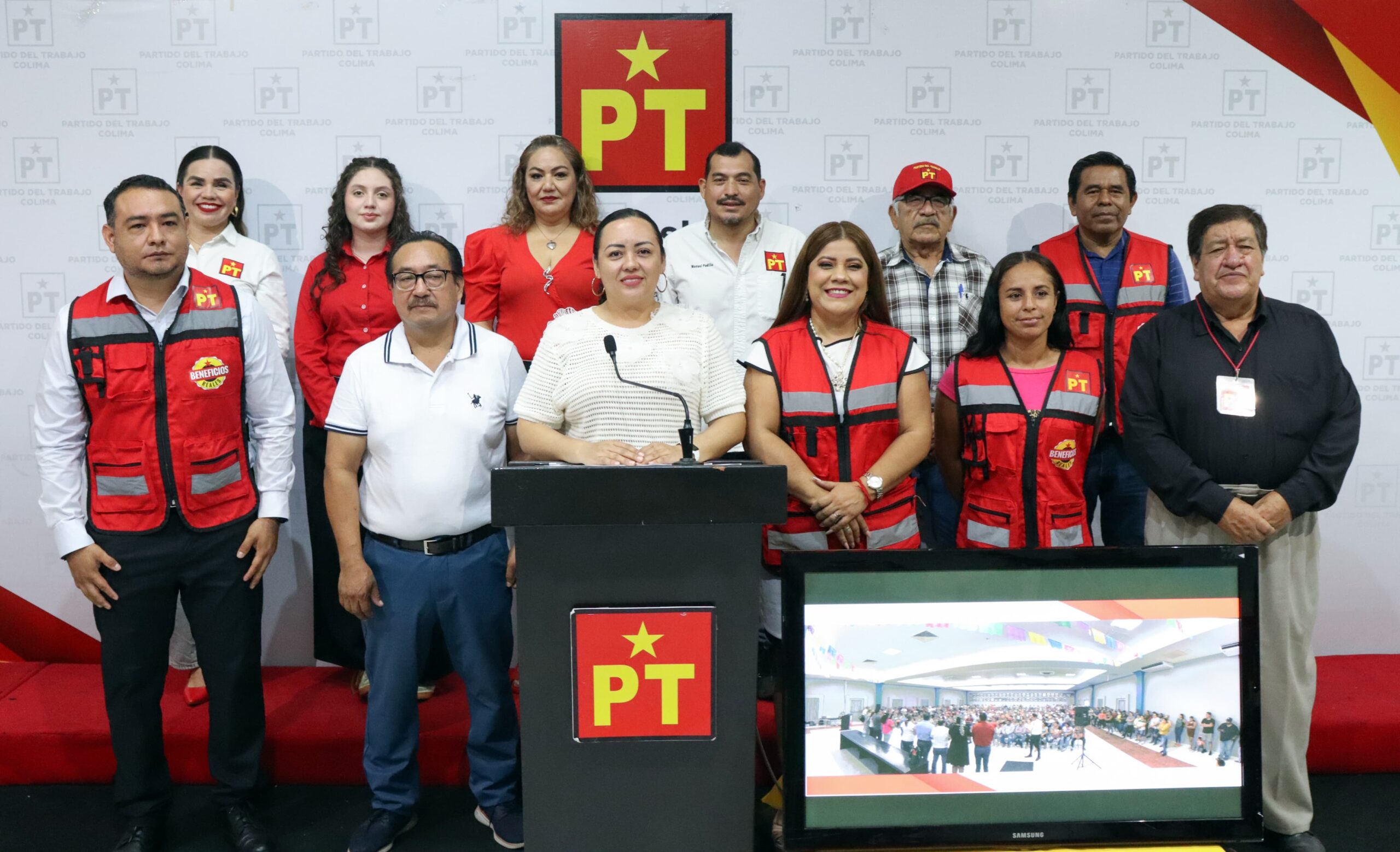 PT impulsa vivienda digna en Colima