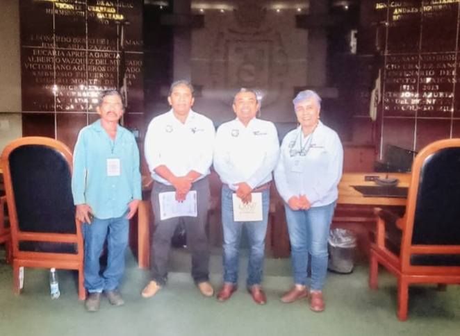 ENTREGA ALCALDE ADAIR HERNÁNDEZ MARTÍNEZ SU PRIMER INFORME DE GOBIERNO