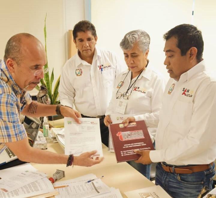 ENTREGA ALCALDE ADAIR HERNÁNDEZ MARTÍNEZ SU PRIMER INFORME DE GOBIERNO