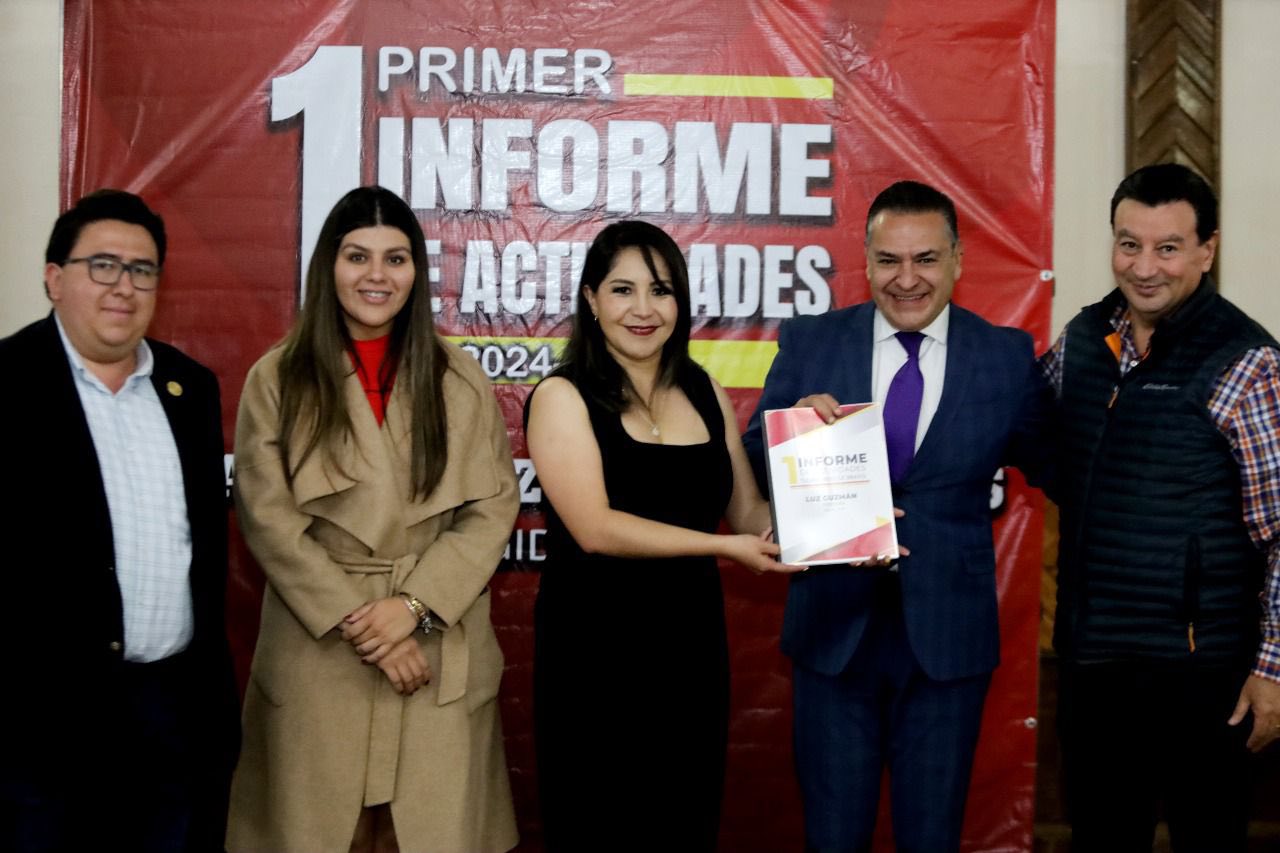 Personalidades de PT Hidalgo en la entrega del 1er Informe de Actividades de la regidora Luz Guzmán
