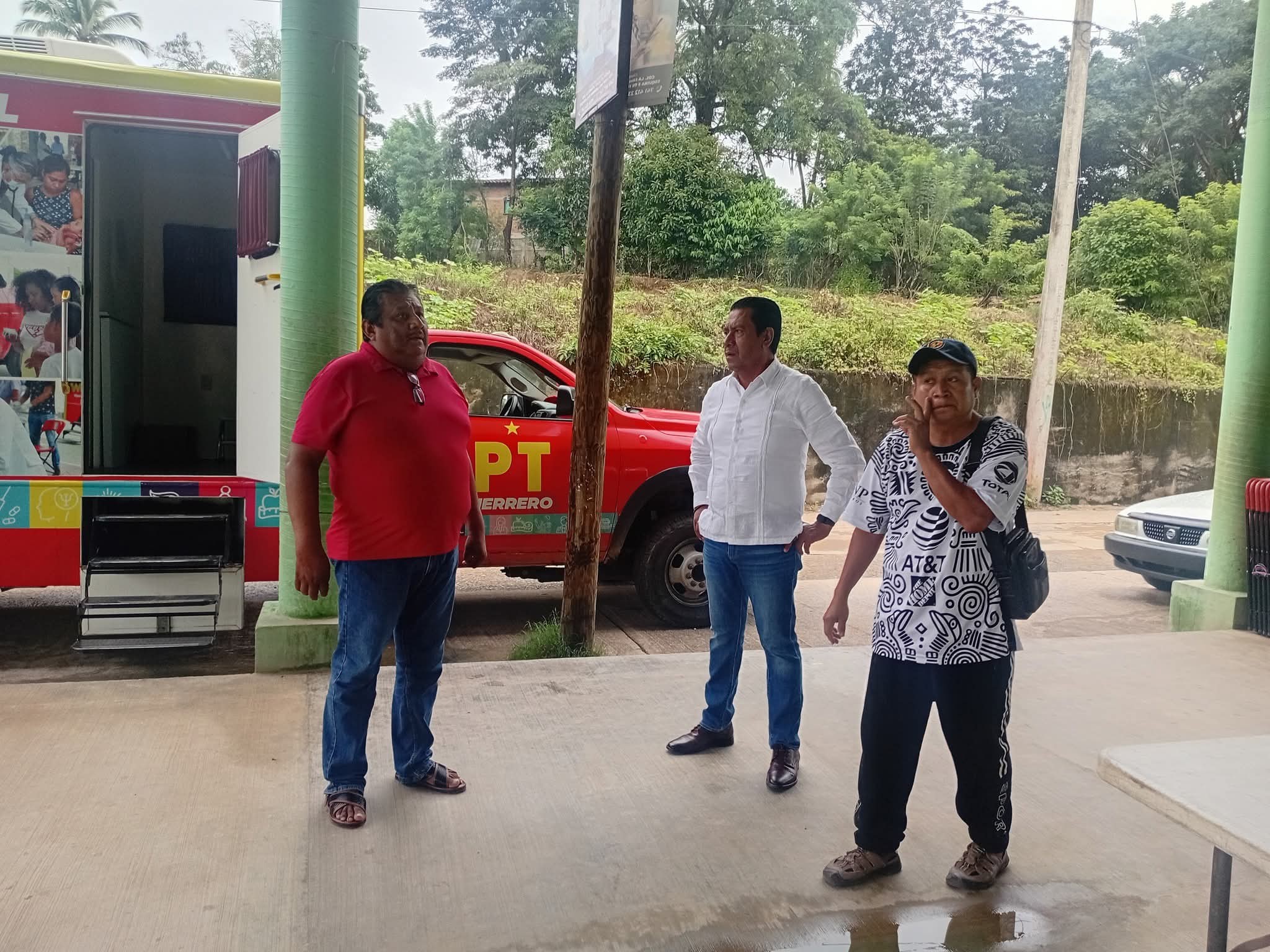 EL PT UN ALIADO DE LA SALUD EN XOCHISTLAHUACA 2025