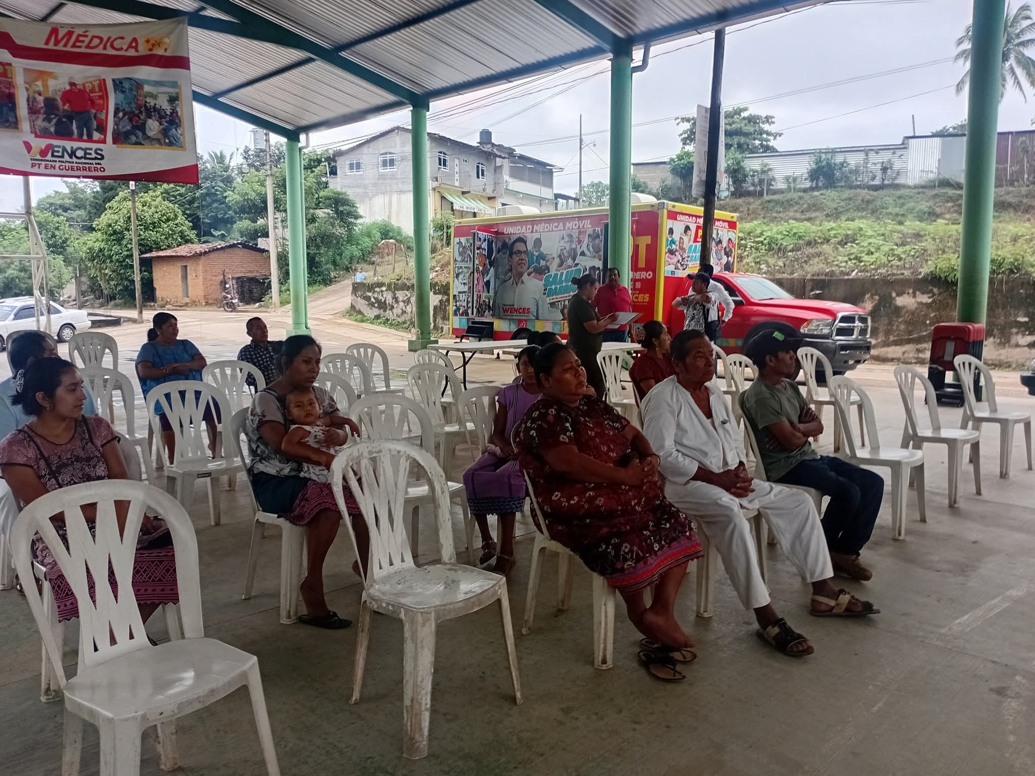 EL PT UN ALIADO DE LA SALUD EN XOCHISTLAHUACA 2025