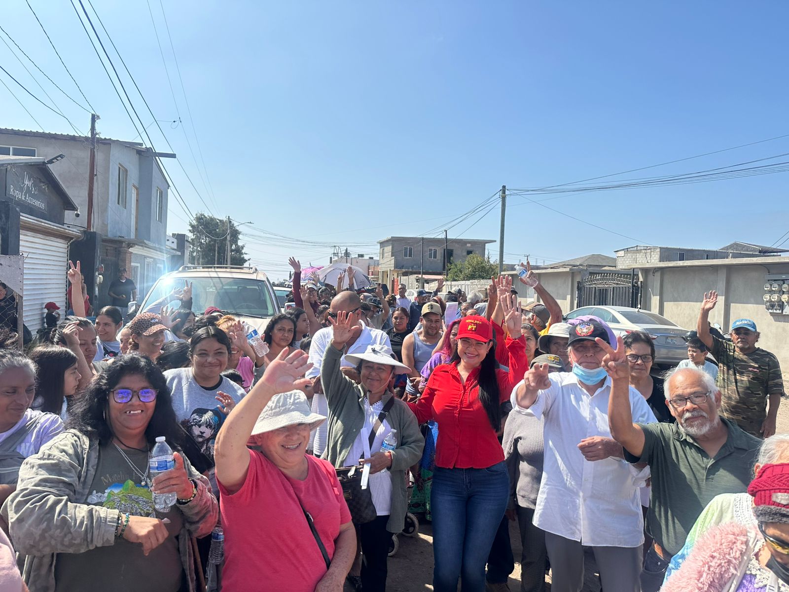 PT Baja California atiende a la comunidad en Rosarito
