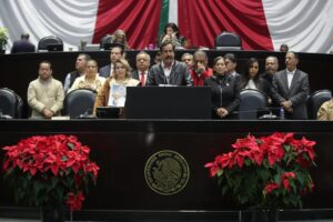 El Diputado José Luis Sánchez González se ha destacado como un firme defensor del acceso al agua como un derecho humano fundamental. Su compromiso con las comunidades más vulnerables lo impulsa a luchar contra el acaparamiento y las hidro mafias que amenazan este recurso vital. Con una visión humanista, busca fomentar políticas que garanticen la equidad y la justicia social para todos los mexicanos.