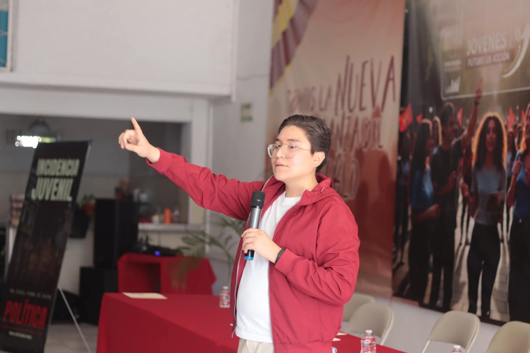 Encuentro del Comisionado del PT Victoriano Wences Real, con jóvenes en Chilpancingo, Capital.