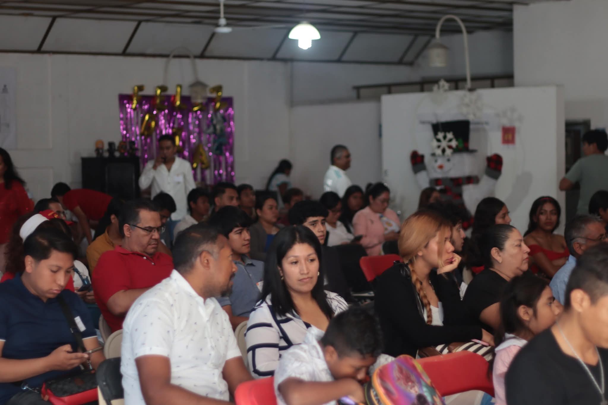 Encuentro del Comisionado del PT Victoriano Wences Real, con jóvenes en Chilpancingo, Capital.