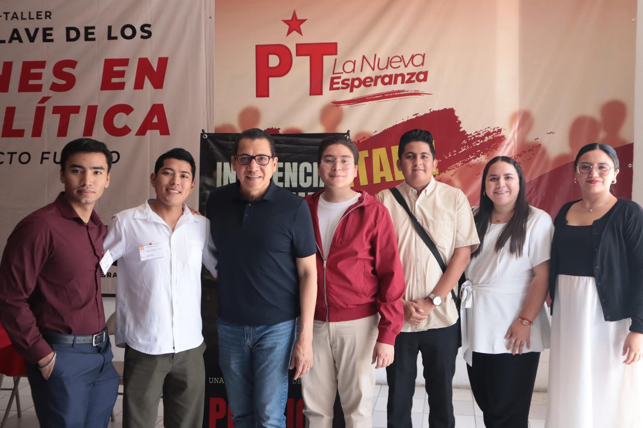 Encuentro del Comisionado del PT Victoriano Wences Real, con jóvenes en Chilpancingo, Capital.