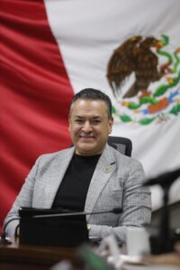 Francisco Téllez Sánchez impulsa  iniciativa para proteger la salud infantil en Hidalgo 2