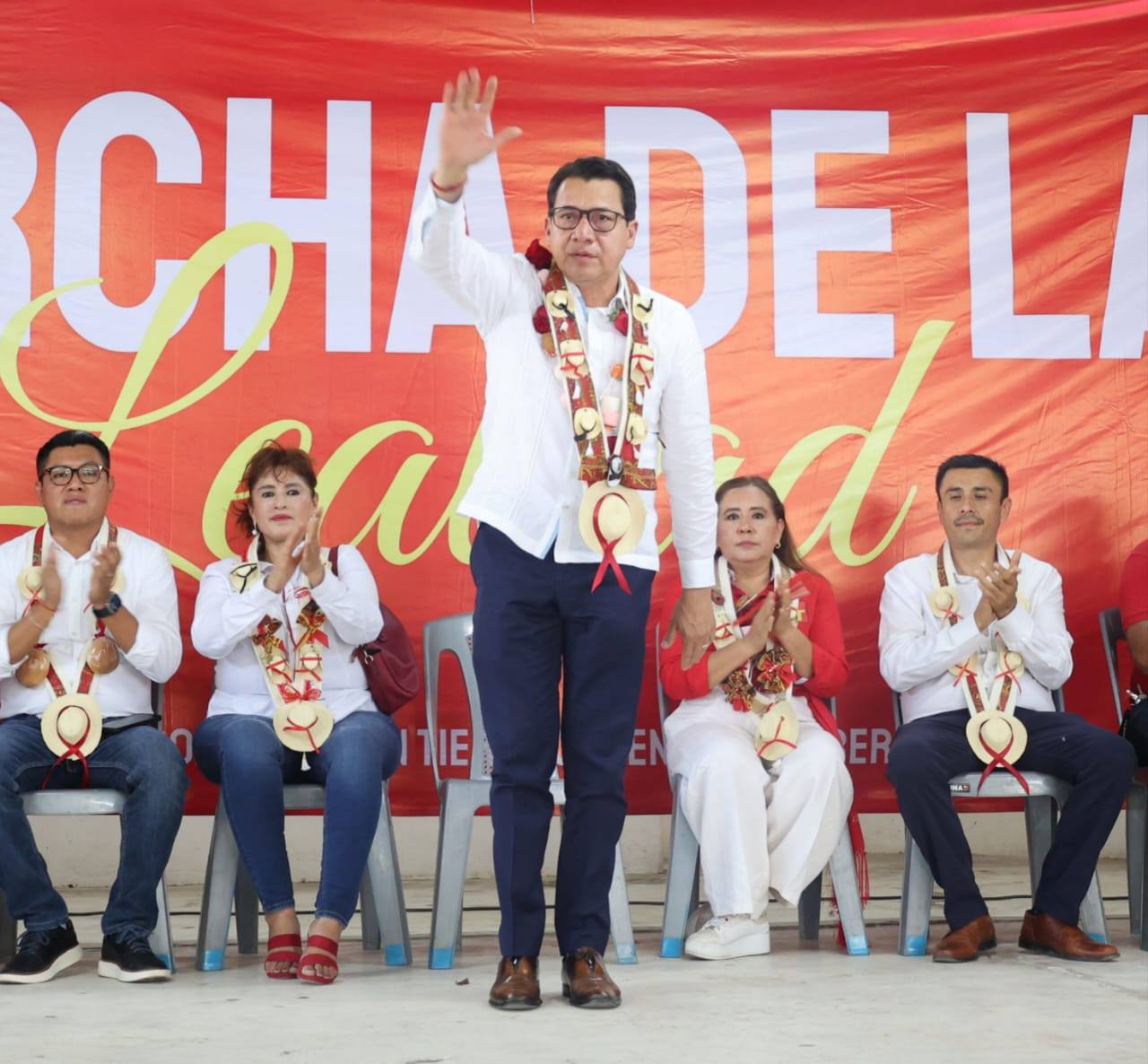 Ciudad Altamirano, con un rotundo éxito, El Comisionado Político del PT, El Maestro Victoriano Wences Real, preside la conmemoración por los 35 años de este instituto político.
