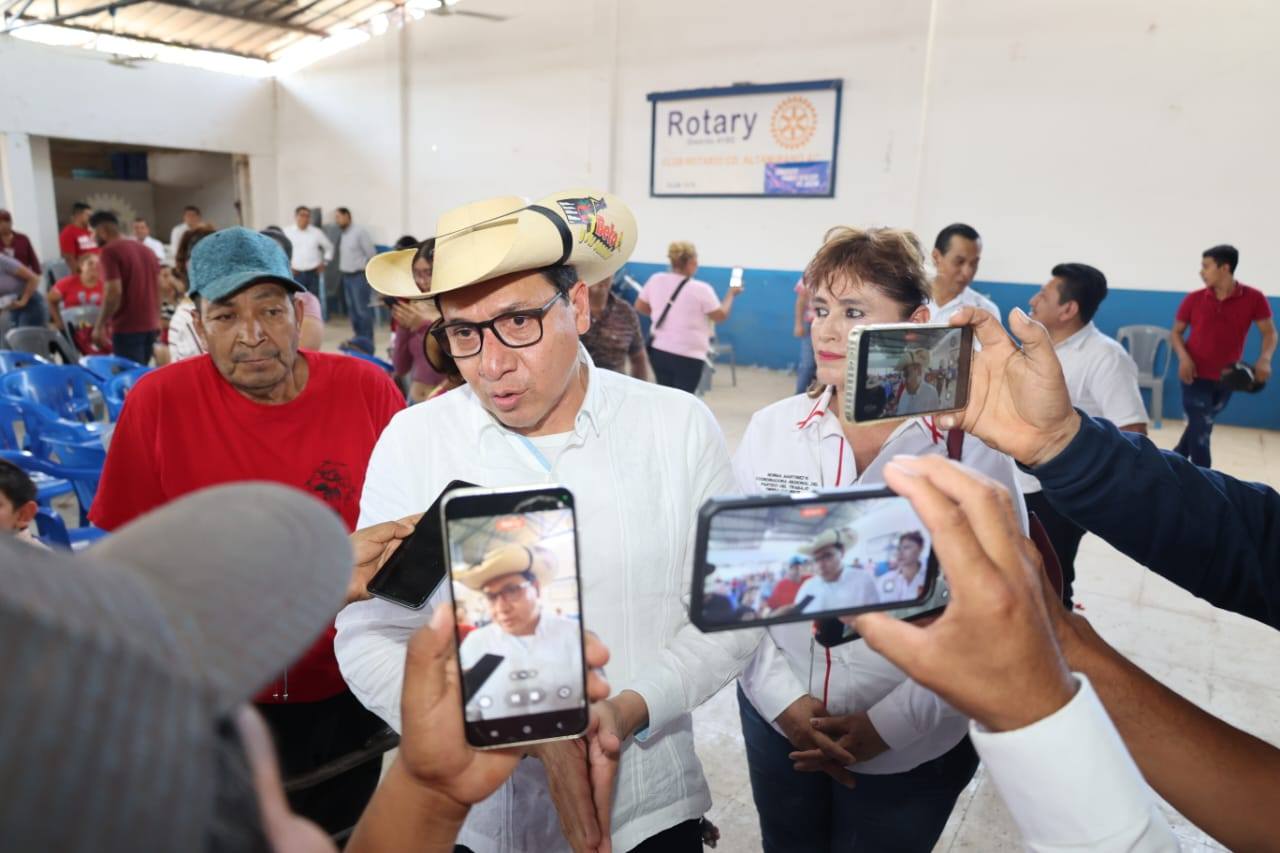 Ciudad Altamirano, con un rotundo éxito, El Comisionado Político del PT, El Maestro Victoriano Wences Real, preside la conmemoración por los 35 años de este instituto político.