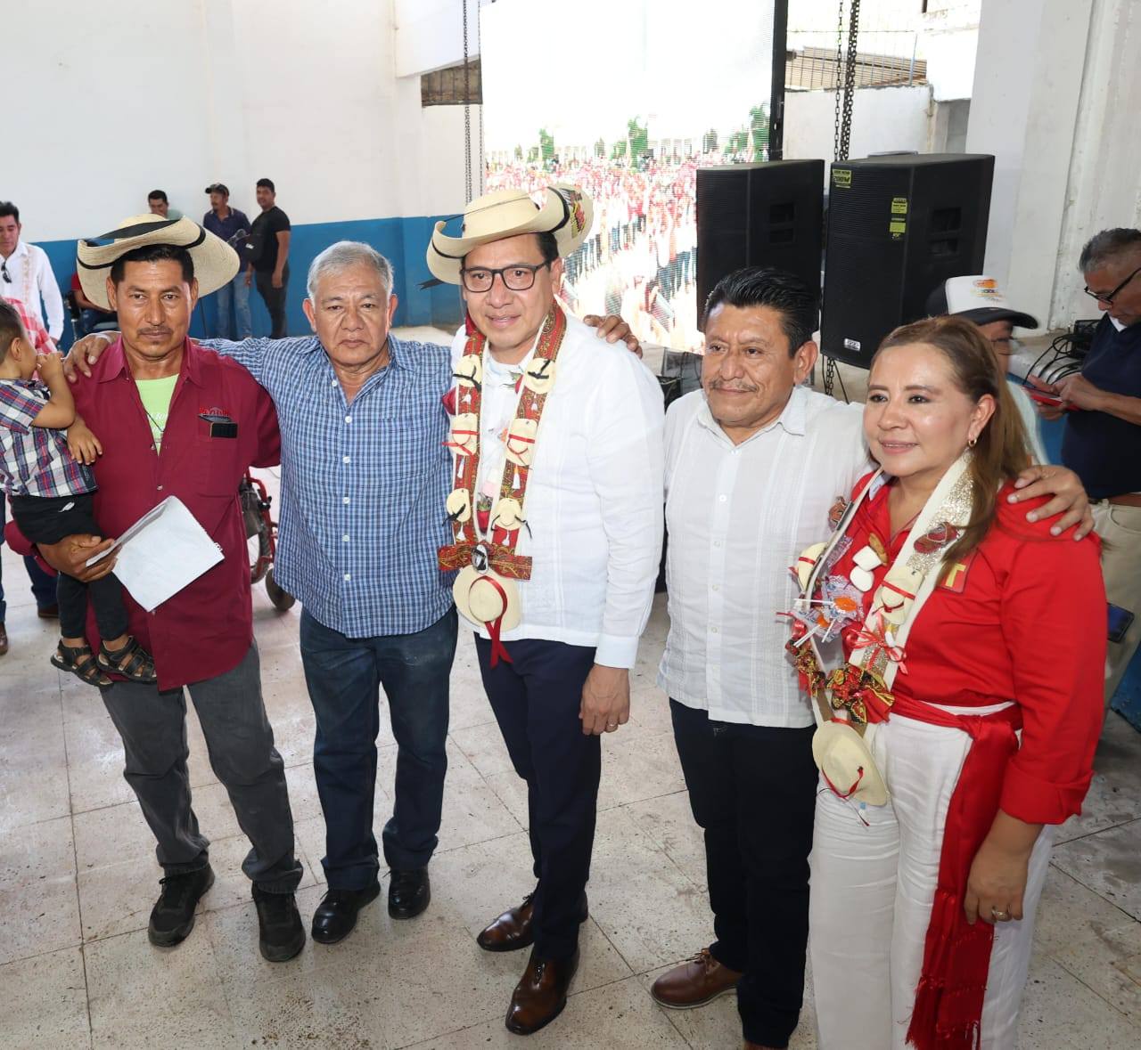 Ciudad Altamirano, con un rotundo éxito, El Comisionado Político del PT, El Maestro Victoriano Wences Real, preside la conmemoración por los 35 años de este instituto político.