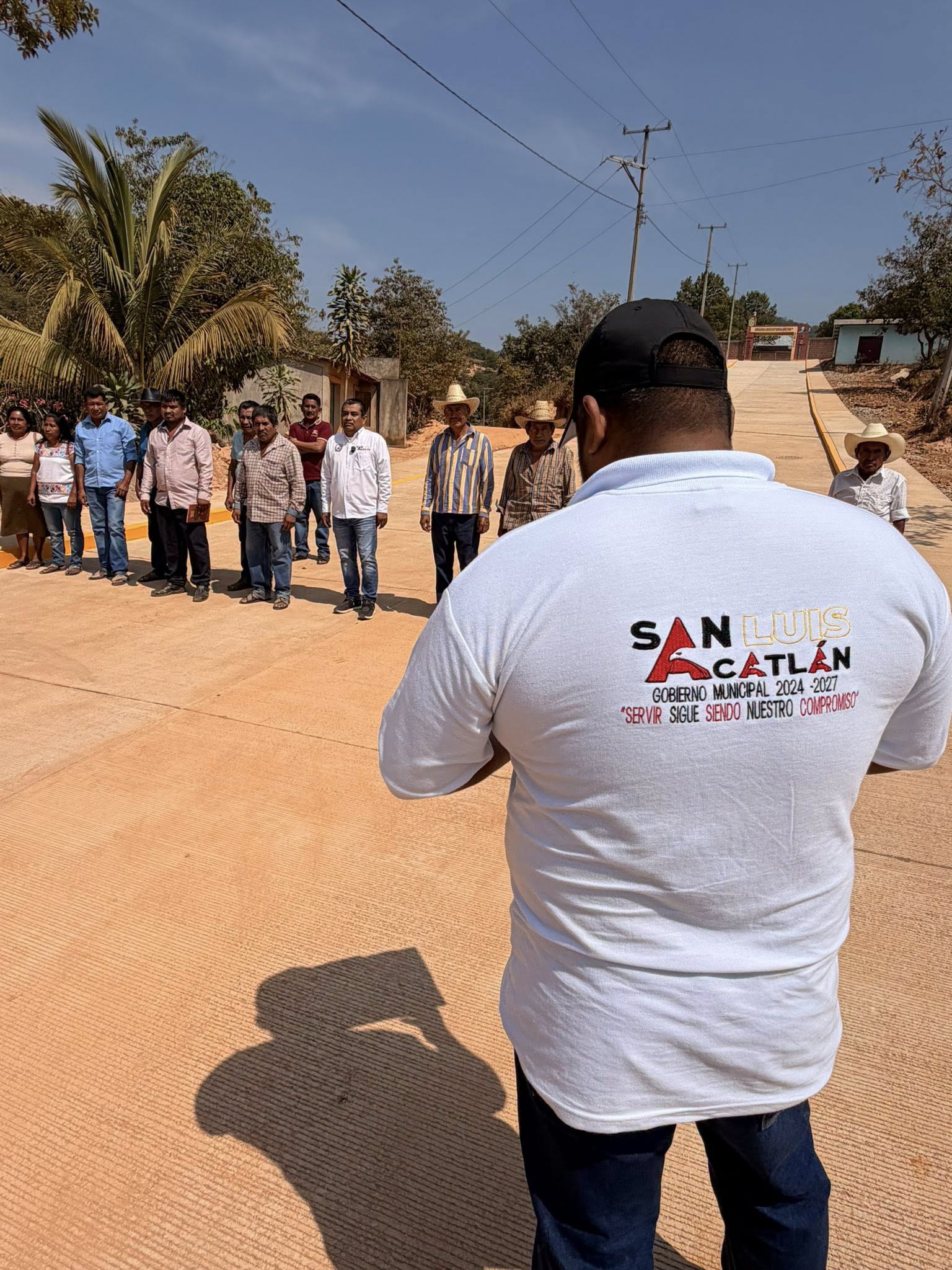 ALCALDE ADAIR HERNÁNDEZ INAUGURA SIETE ACCIONES DE OBRAS EN BUENA VISTA