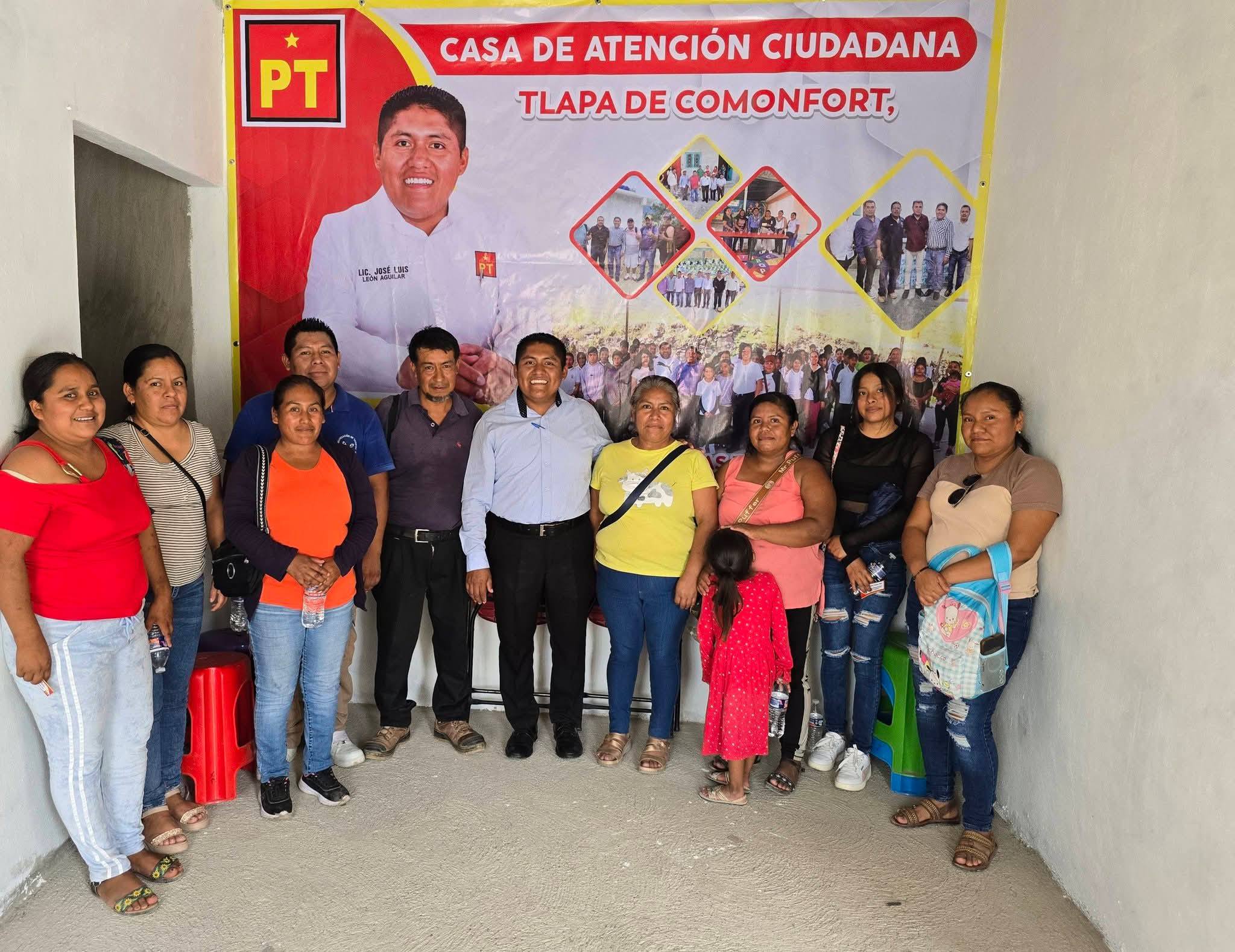 Regidor Petista a lado de la Ciudadanía.