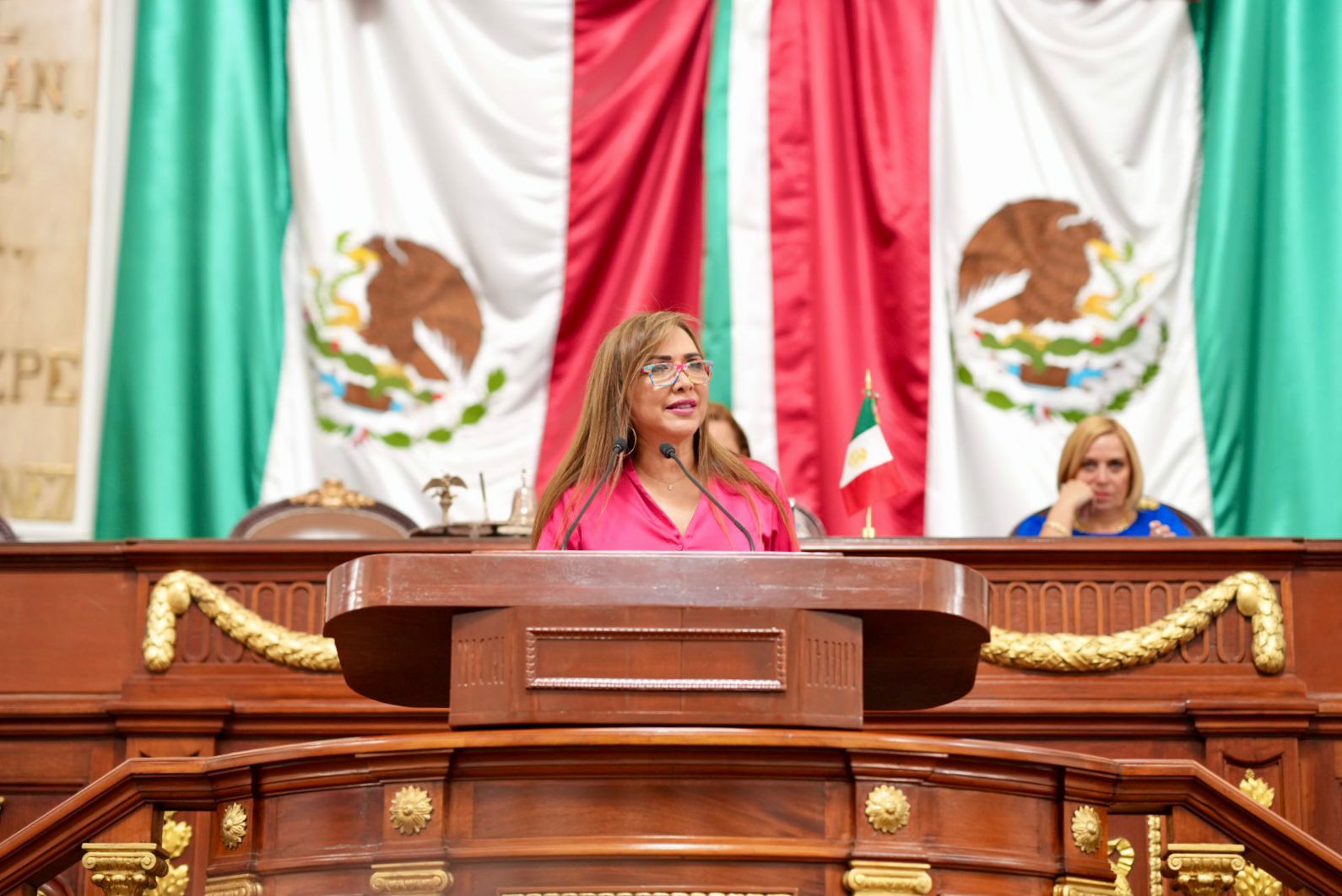 Diputada del PT Miriam Saldaña, presenta iniciativa para reducir el presupuesto al Congreso de la Ciudad de México.