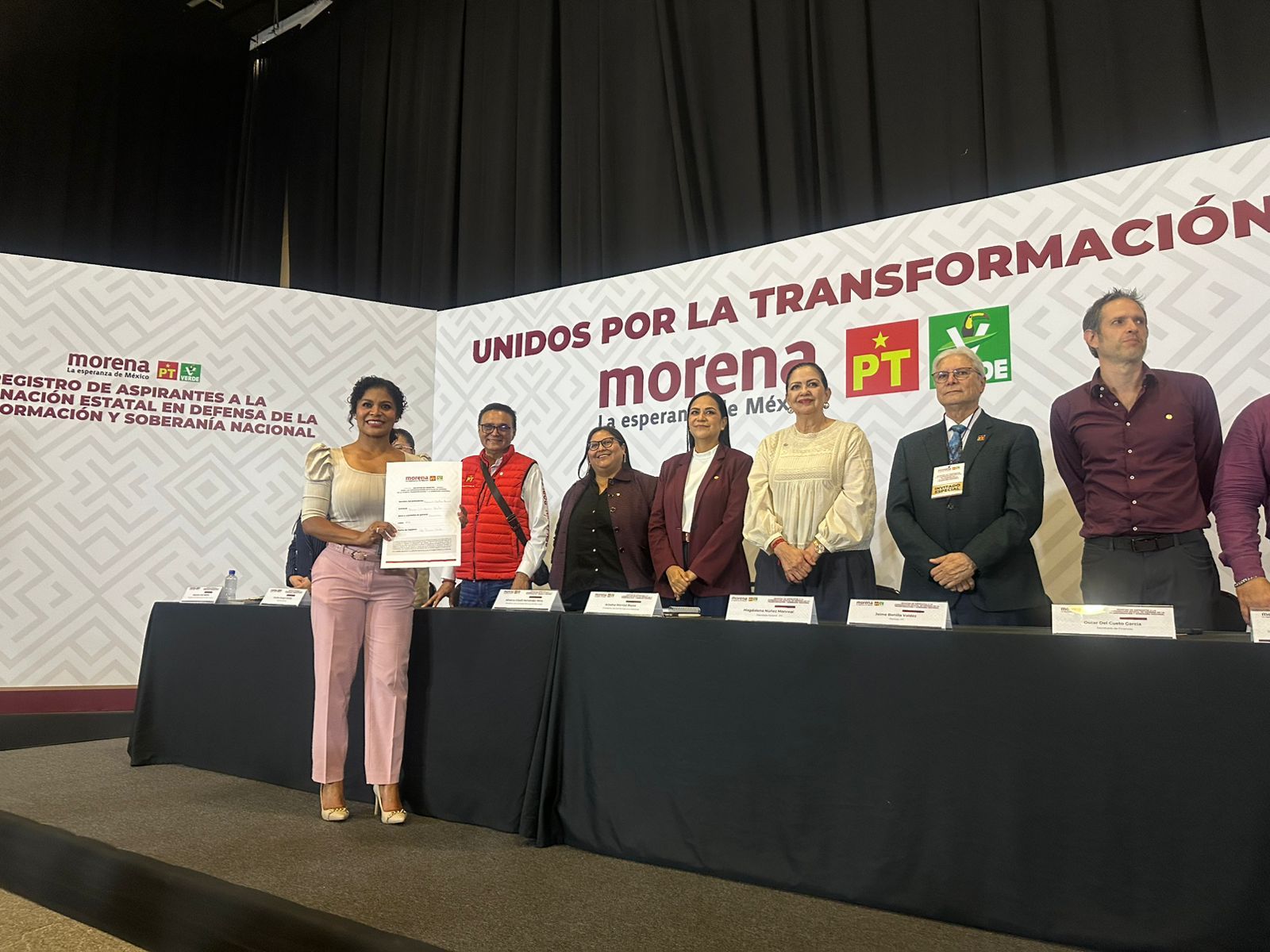 Montserrat Caballero se registra por el PT rumbo a la elección de 2027