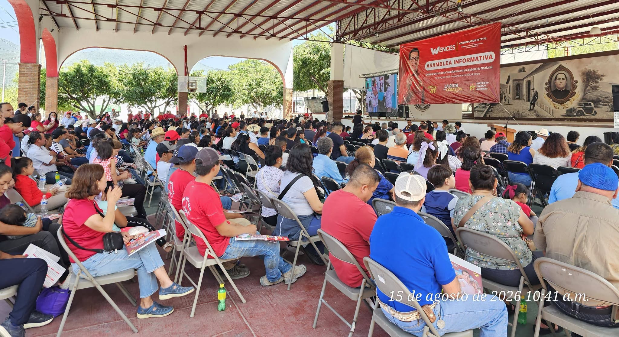 ENTRE MÚSICA, FIESTA Y TRADICIONES, RECIBEN A VICTORIANO WENCES REAL EN EL NORTE DE GUERRERO