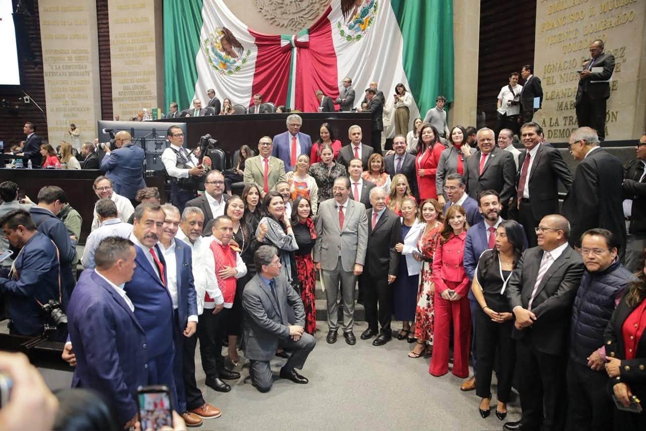 Ricardo Mejía Berdeja en la Cámara de Diputados durante el inicio del Tercer Año de Ejercicio de la LXVI Legislatura.