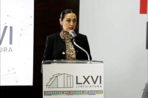 Representantes de PT Hidalgo, especialistas y organizaciones civiles durante la presentación de la iniciativa para proteger a las infancias en entornos digitales.