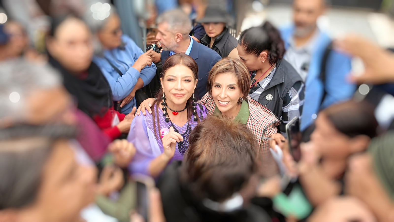 Beatriz Hernández, coordinadora política del PT Miguel Hidalgo, encabeza acciones comunitarias y de bienestar en la demarcación.